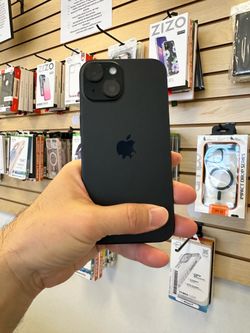 Mint condition iPhone 15 unlocked 128GB