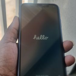 iPhone 11 Unlocked – Excellent Condition – Ready to Use