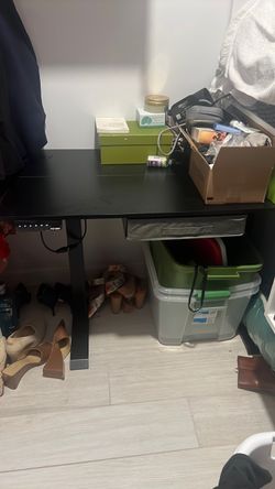 Like-New FEZIBO Electric Standing Desk (48" x 24") – Fully Assembled!