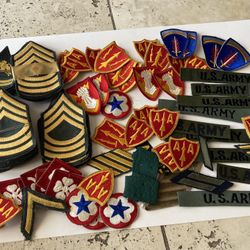 Nice vintage collection lot military army Vietnam era uniform patches insignia 