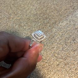 Engagement Ring 10k White Gold