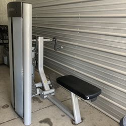 Gym Equipment - Seated Row 