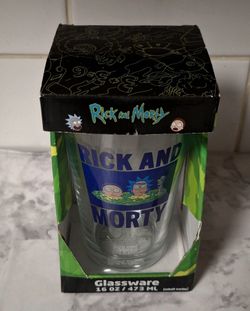 RICK AND MORTY 16OZ PINT GLASS - NEW IN BOX