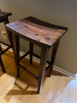 Pier Import 5 Kitchen counter stools