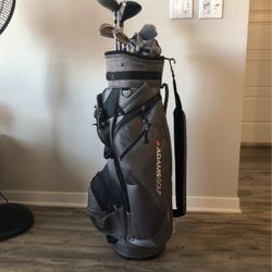 Assorted Golf Clubs w Carrying Bag