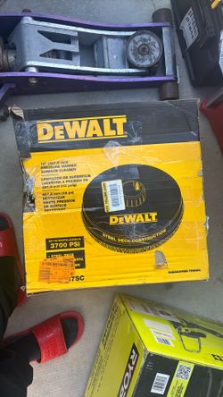 Dewalt 18”  surface cleaner for pressure washer