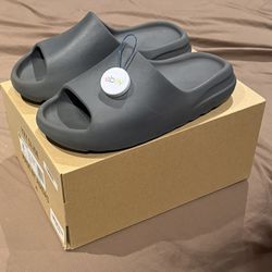 Yeezy Slide Slate Grey