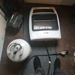 Space Heater w/ Propane Tank