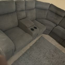 U Shape Couch With Cup Holders