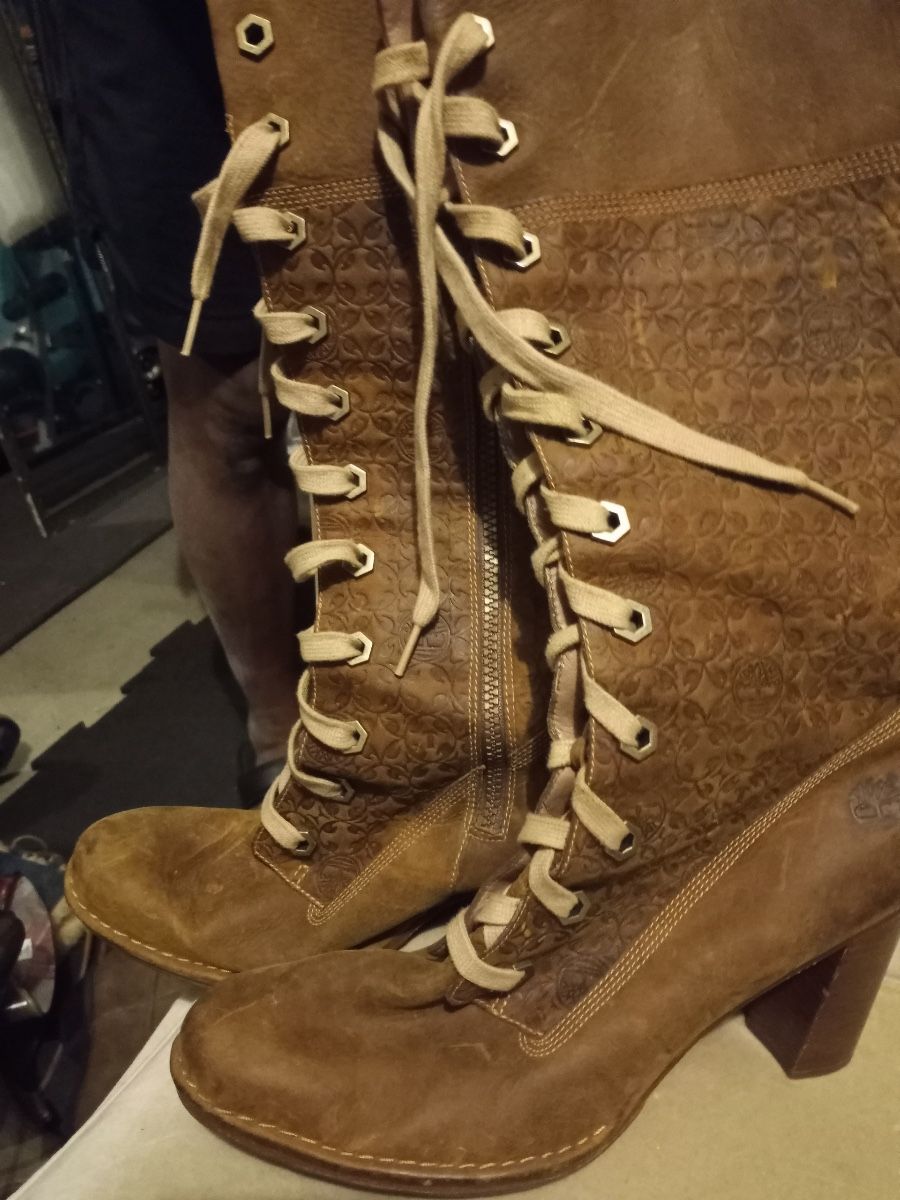 Size 10 Classic Lace Up Leather Timberland Boots