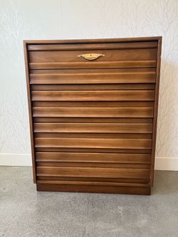 American of Martinsville MCM Walnut Dresser