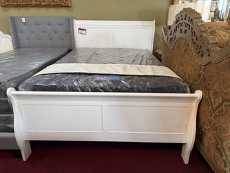 ✨ White Full Bed ✨