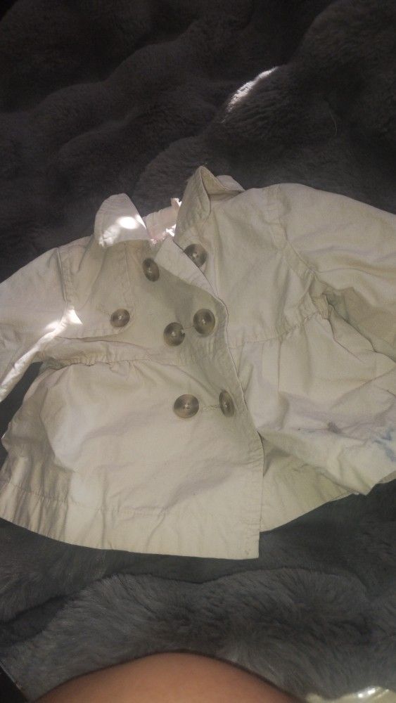 **** Reduced!!! Bag Of Like New Baby Girl Cloths.. 