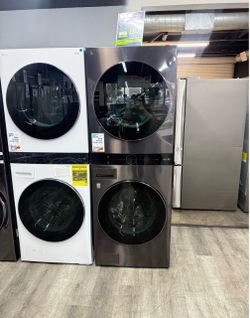 LG BLACK STEEL FRONT LOAD WASHER & ELECTRIC DRYER LAUNDRY TOWER 🔌