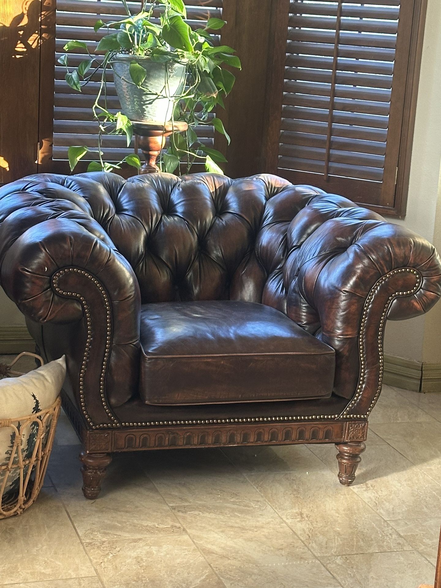 Big Chair - Dark Brown