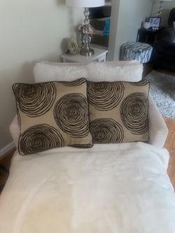 Set of 4 Throw Pillows