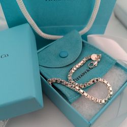 🤍✨ Authentic Tiffany & Co. Venetian Link Bracelet