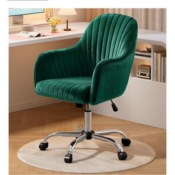 GREEN VELVET OFFICE CHAIR