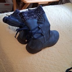Women's Boots