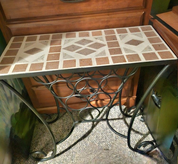 Mosaic Table Top Wine Rack