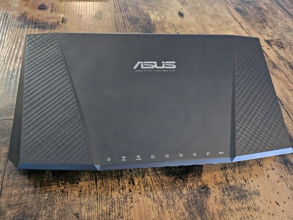 ASUS AC3200 Tri-Band Gigabit WiFi Router, AiProtection Lifetime Security by Trend Micro, Adaptive QoS, Parental Control (RT-AC3200)"