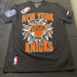 New York Knicks t shirt