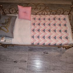 Our Generation Scrollwork Bed - Sweet Dreams
