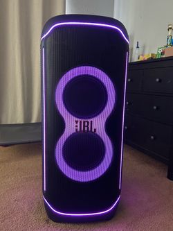 Jbl Partybox Ultimate 1100 Watt speaker