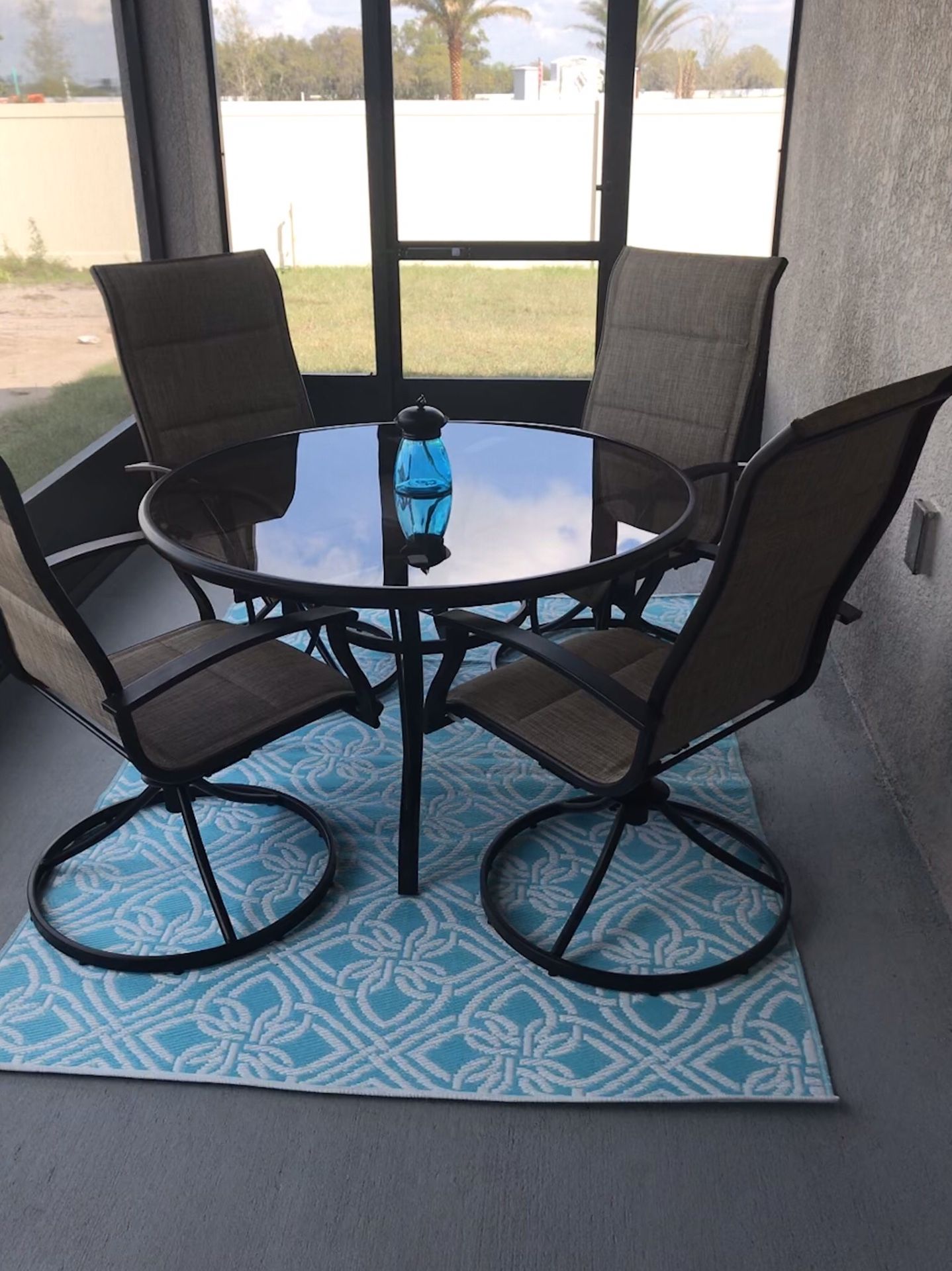 Outdoor Table and Chairs