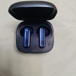 JBL Blue Tooth Earbuds