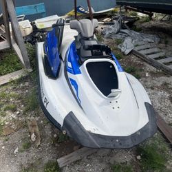 Yamaha Hull And Double Trailer