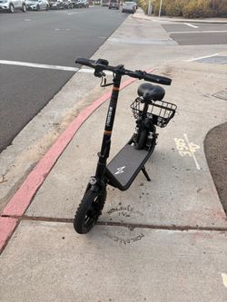 Phanom Gogo e scooter