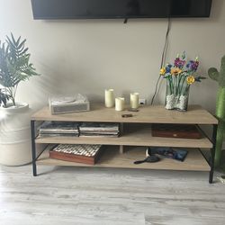 Entertainment Stand 