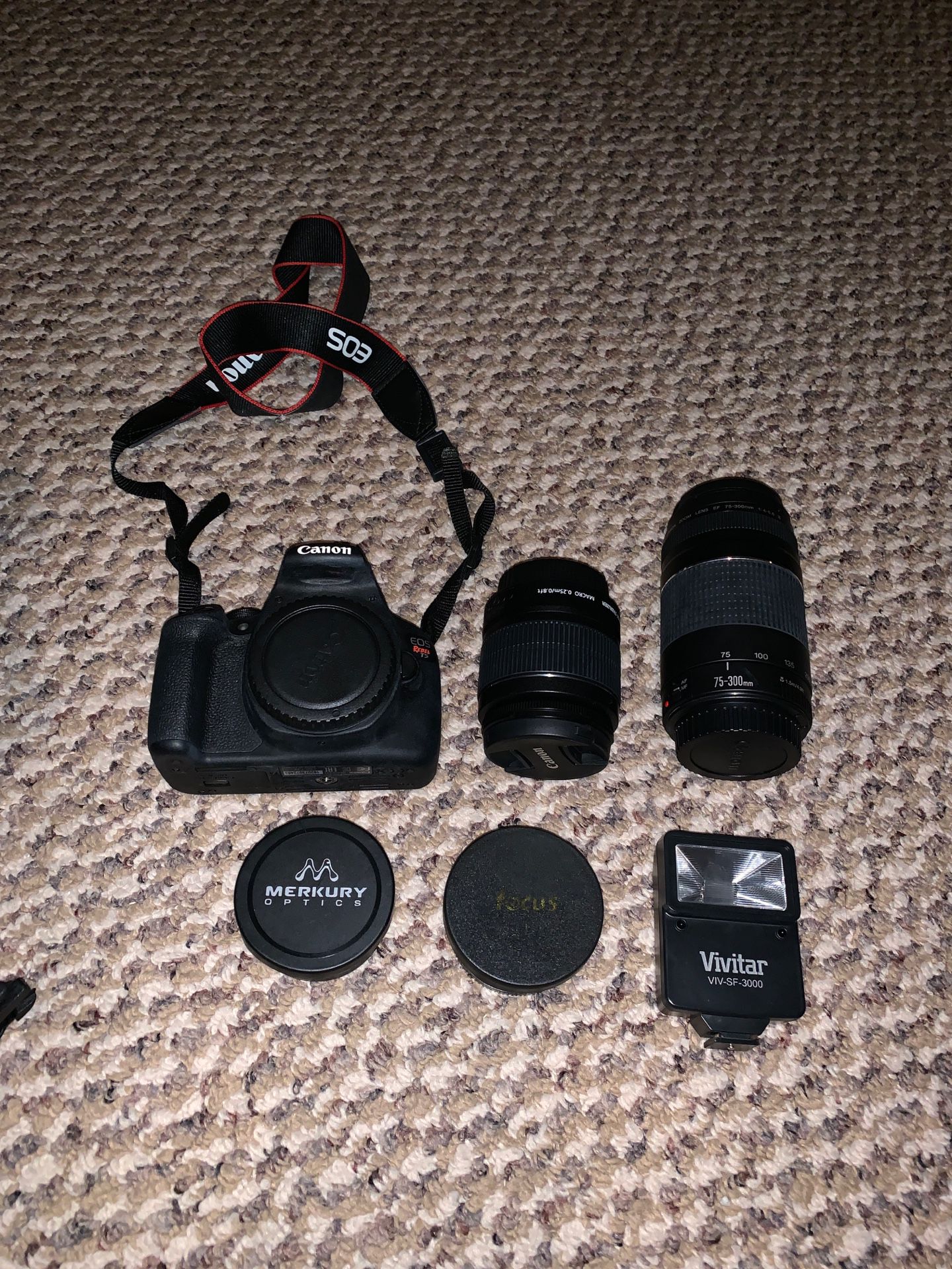 Canon EOS Rebel T5 DSLR Camera PLUS Accessories