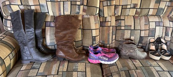 Women’s Boots And Shoes Size 9