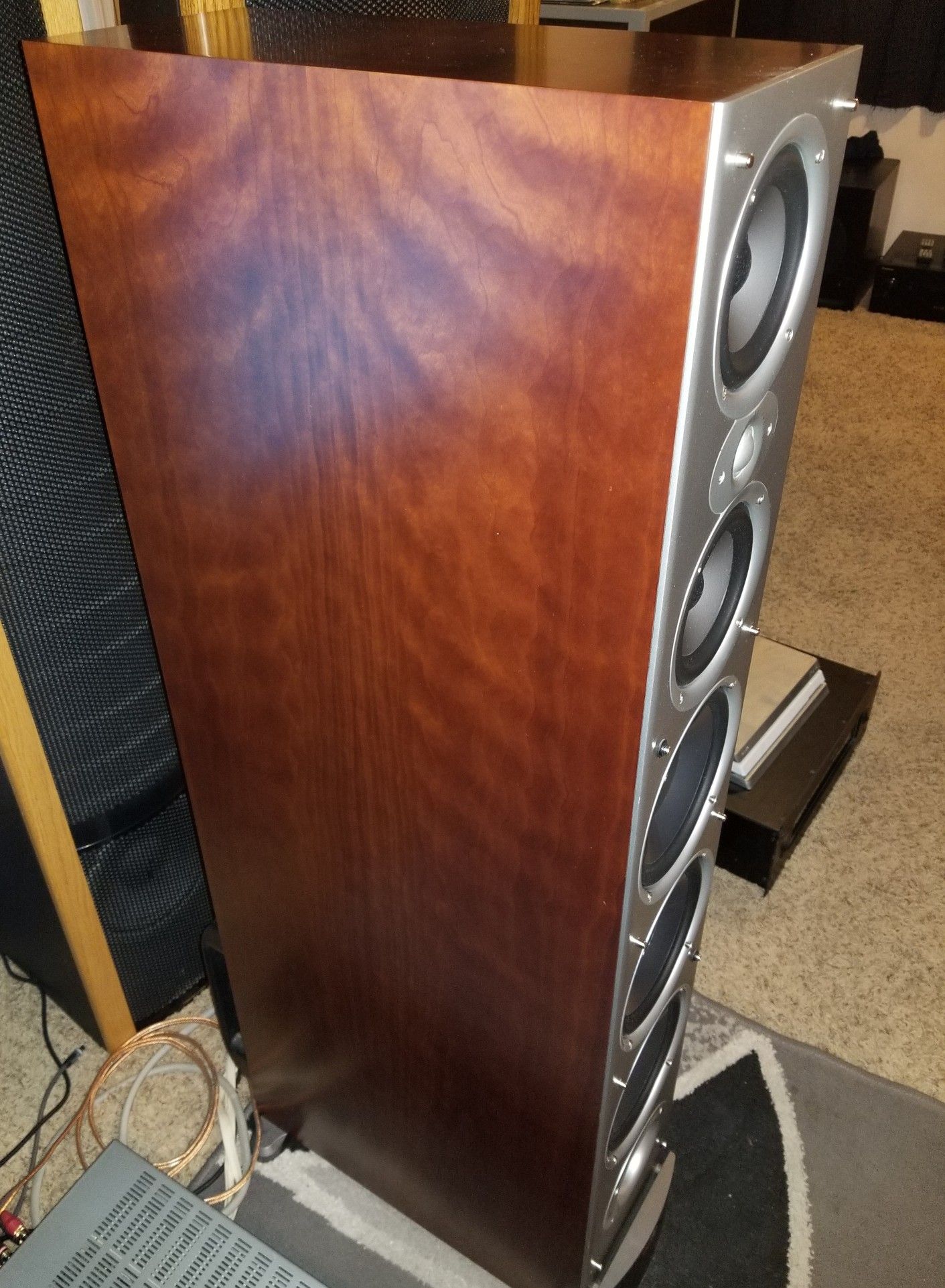 Polk Audio RTi12 Tower Floor Home Theater Speakers for Sale in Chandler