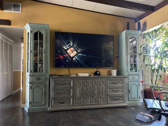 Entertainment Center