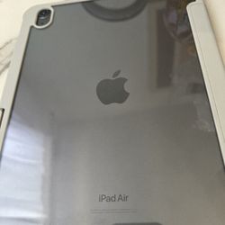 Ipad Air 5th Gen WiFi And Celular 