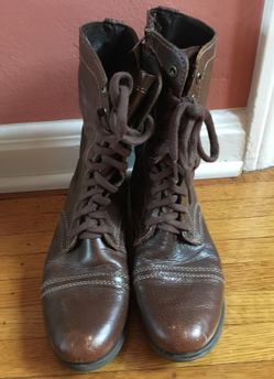 Steve Madden leather boots