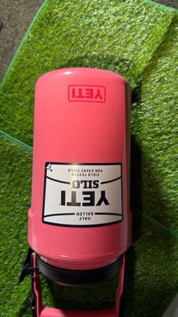 Yeti Silo half gallon