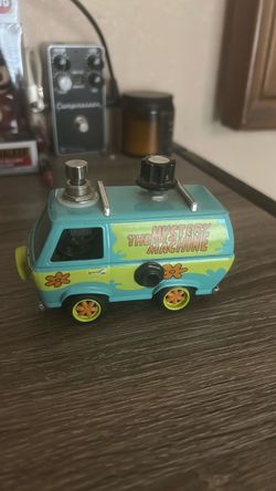 Fuzz guitar pedal