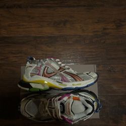 Multicolor Balenciaga Runner 