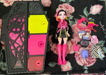 Draculaura skulltimate secret