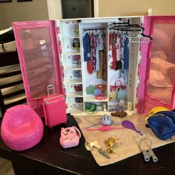 Barbie Closet/living Room, Bath Tub Set, Kayak