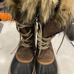 Woman’s Sorel Winter Boots