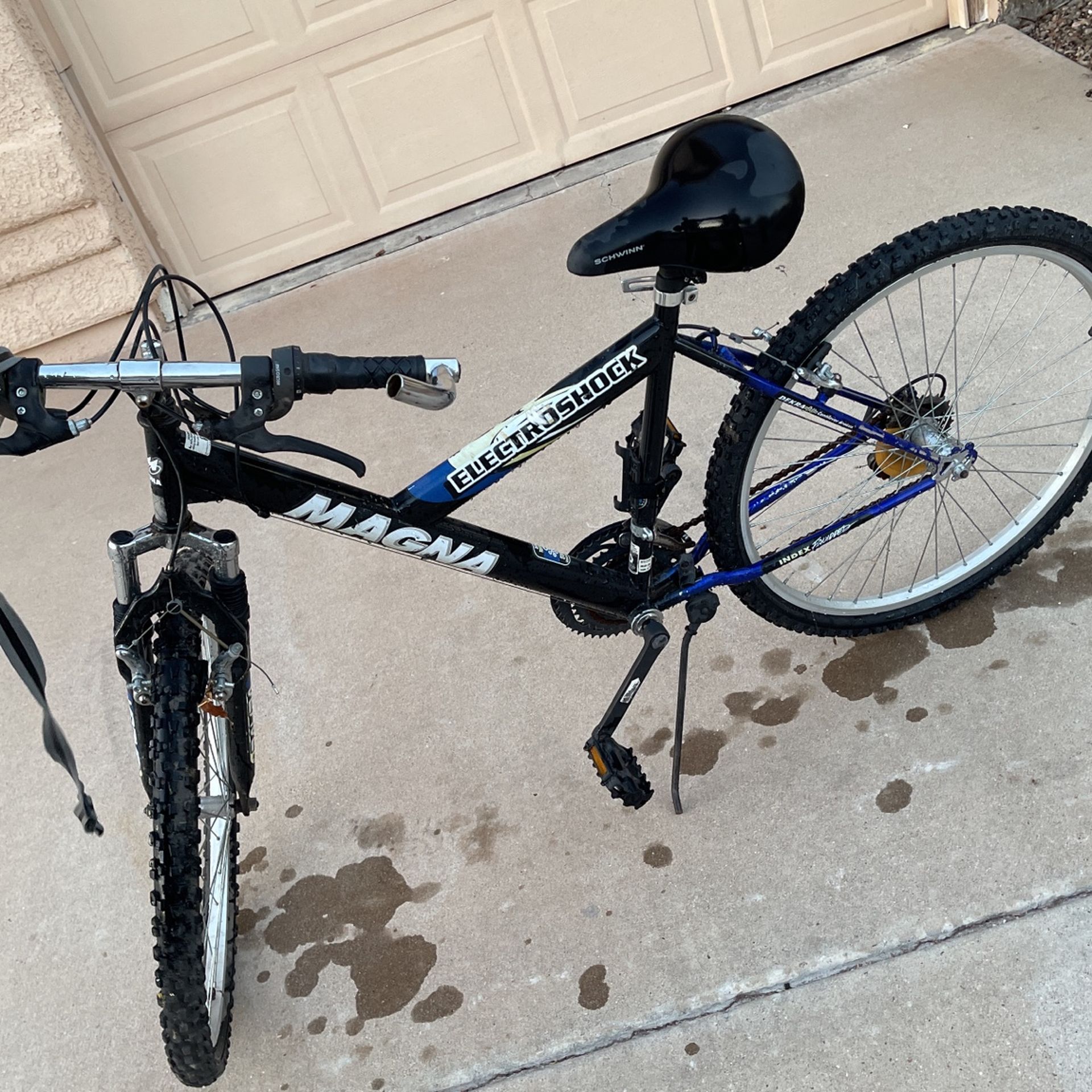 Magna Bicycle 28 Inches