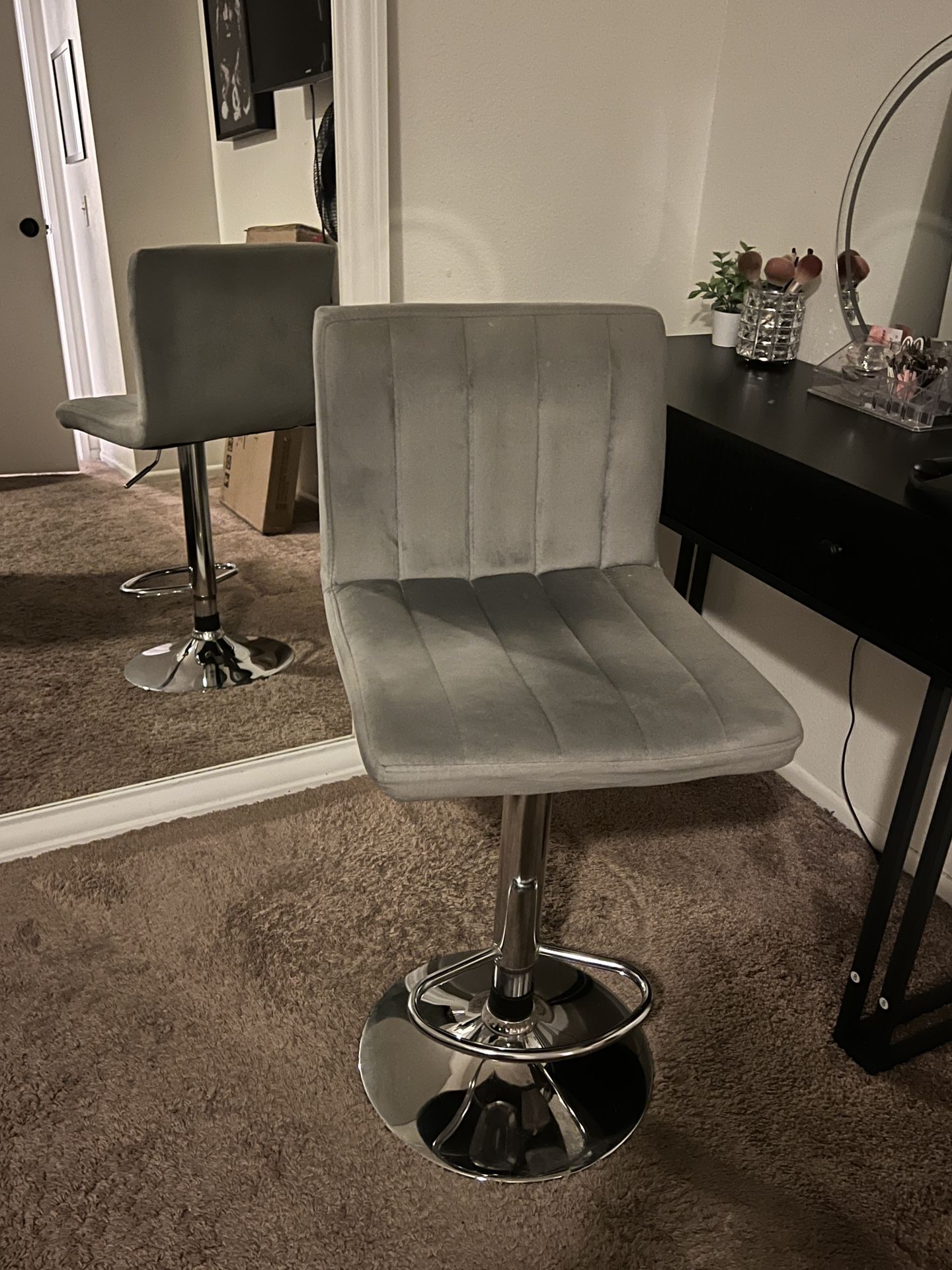 grey makeup vanity chair