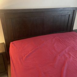 King Size Bed With Drawers