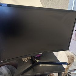 Samsung Curve Monitor Screen
