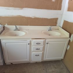 Bathroom Double Sink Vanity 